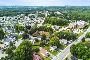 30 Lowell St, Woburn, MA 01801 - Photo 33