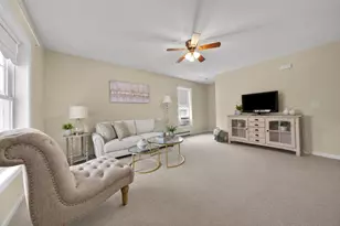 30 Lowell St, Woburn, MA 01801 - Photo 7