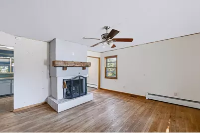 21 Fern Ave, Amesbury, MA 01913 - Photo 5