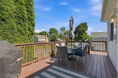 11 Marlboro Rd, Woburn, MA 01801 - Photo 7