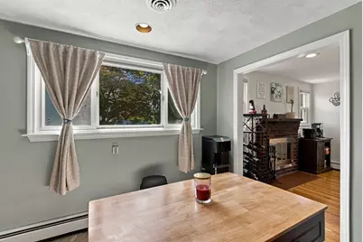 11 Marlboro Rd, Woburn, MA 01801 - Photo 9