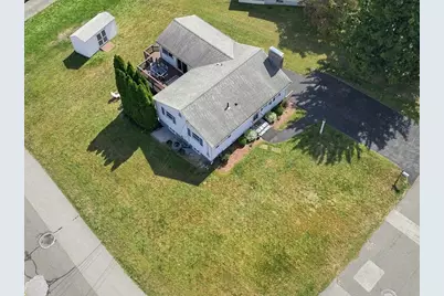 11 Marlboro Rd, Woburn, MA 01801 - Photo 29