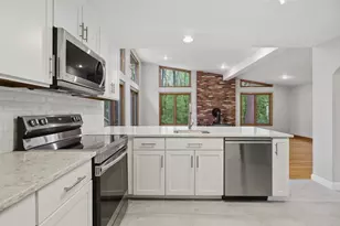 27 Clearview Dr, Framingham, MA 01701 - Photo 7