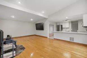 27 Clearview Dr, Framingham, MA 01701 - Photo 9
