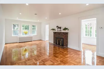 19 Stoneleigh Rd, Watertown, MA 02472 - Photo 7