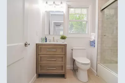 19 Stoneleigh Rd, Watertown, MA 02472 - Photo 29