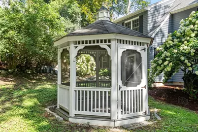 5 Tavern Ln, Lexington, MA 02421 - Photo 9