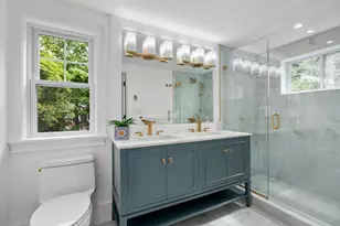 46 Myrtle St, Newton, MA 02465 - Photo 17