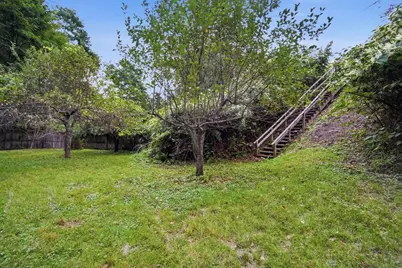 283 South St., Northampton, MA 01060 - Photo 3