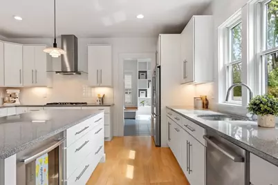 284 Elsinore St, Concord, MA 01742 - Photo 13