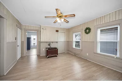 17 Coral St, Lowell, MA 01851 - Photo 3
