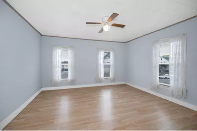 17 Coral St, Lowell, MA 01851 - Photo 9