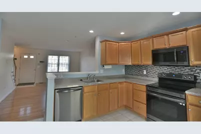83 Boxberry Ln #83, Rockland, MA 02370 - Photo 7