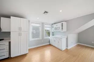 23 Cheverus Rd, Boston, MA 02124 - Photo 7