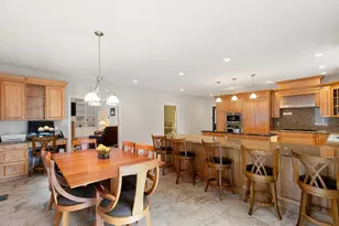30 Hampden Ave, Burlington, MA 01803 - Photo 9