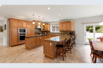 30 Hampden Ave, Burlington, MA 01803 - Photo 7
