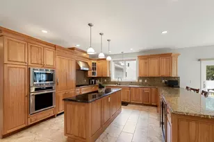 30 Hampden Ave, Burlington, MA 01803 - Photo 11