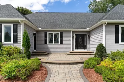 30 Hampden Ave, Burlington, MA 01803 - Photo 3