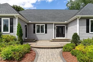 30 Hampden Ave, Burlington, MA 01803 - Photo 3