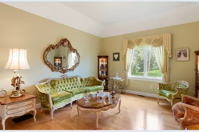 30 Hampden Ave, Burlington, MA 01803 - Photo 19