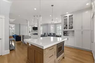 74-76 Butler Rd, Quincy, MA 02169 - Photo 9