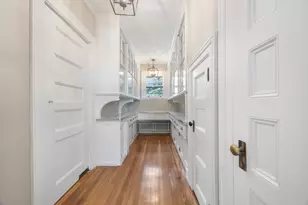 56 Vinton St, Melrose, MA 02176 - Photo 5