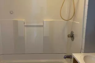 80 Cochran St, Chicopee, MA 01020 - Photo 5