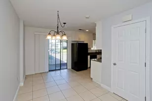 212 Blisswood Village Dr, Ludlow, MA 01056 - Photo 5