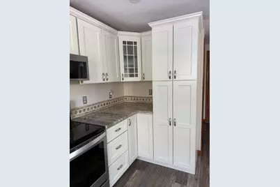 870 Landry Ave #8, North Attleboro, MA 02760 - Photo 5
