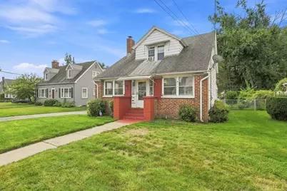 764 Allen St, Springfield, MA 01118 - Photo 3