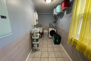 2 Esther St, Worcester, MA 01607 - Photo 11