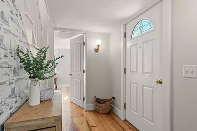 44 Exchange St, Holliston, MA 01746 - Photo 5