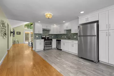 31 Acorn Dr #31, Randolph, MA 02368 - Photo 5