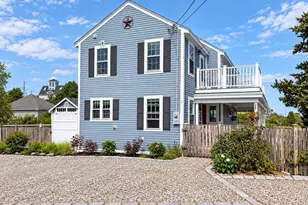 7 Louise St, Newburyport, MA 01950 - Photo 17