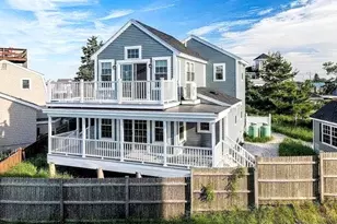 7 Louise St, Newburyport, MA 01950 - Photo 1