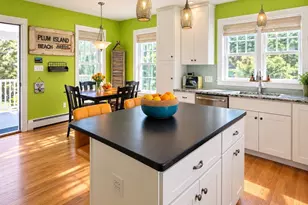 7 Louise St, Newburyport, MA 01950 - Photo 5