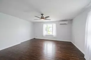35 W Akard St, Ludlow, MA 01056 - Photo 9