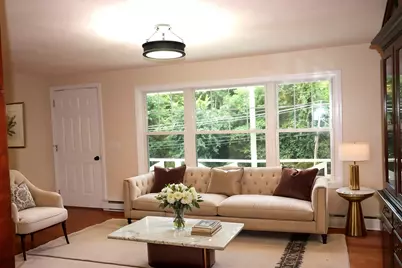 146 Walnut St, Shrewsbury, MA 01545 - Photo 3