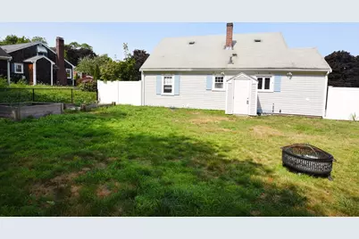 18 Gould Rd, Plymouth, MA 02360 - Photo 3