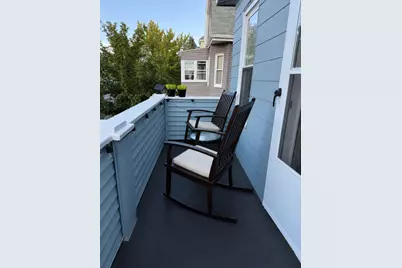 27 Wisconsin Ave #2, Somerville, MA 02145 - Photo 11