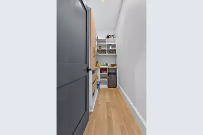 261 Tappan St #1, Brookline, MA 02445 - Photo 9