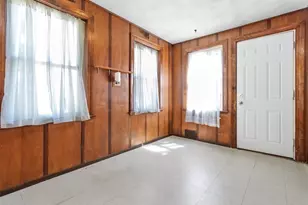 2 Clark Cir, Randolph, MA 02368 - Photo 5