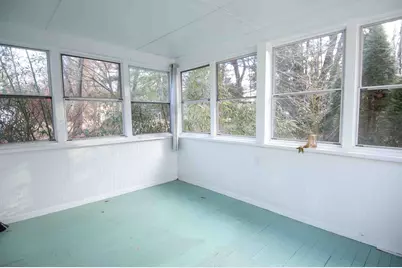 92 Cottage Street, Greenfield, MA 01301 - Photo 9