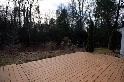 92 Cottage Street, Greenfield, MA 01301 - Photo 11