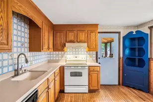 36 Perry St, Weymouth, MA 02189 - Photo 9