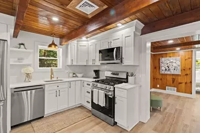 3 Abraham Ave, Freetown, MA 02717 - Photo 9