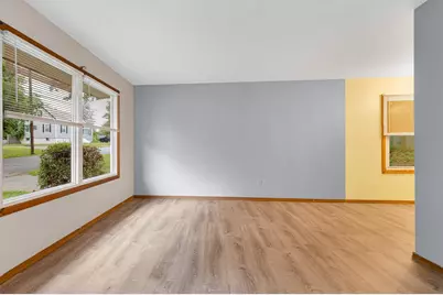 122 Fetherston Ave, Lowell, MA 01852 - Photo 3