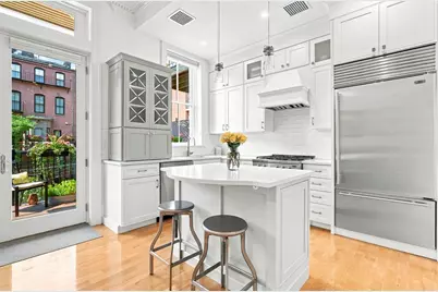 44 Rutland Sq #2, Boston, MA 02118 - Photo 5