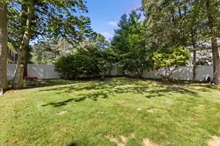 53 Eleanor St, Dartmouth, MA 02747 - Photo 29