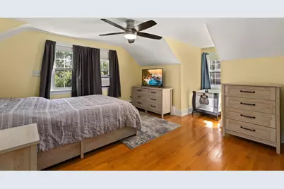 53 Eleanor St, Dartmouth, MA 02747 - Photo 23